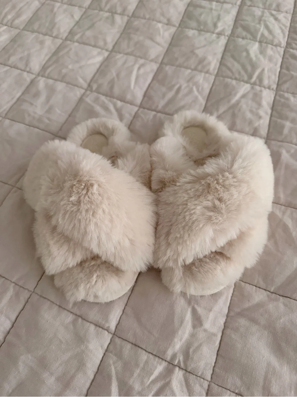 Amazon HALLUCI Girl’s Cross Band Soft Plush Fleece Indoor or Outdoor Slippers